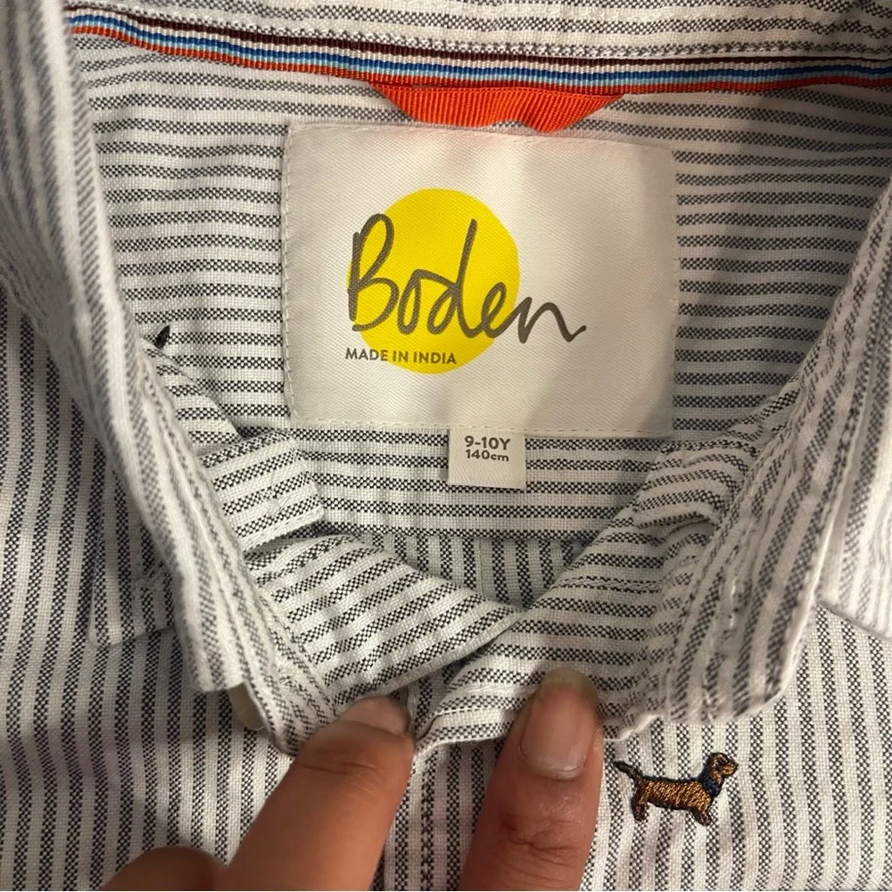 Mini Boden Pinstripe Dachshund Dog Applique Button Down Top